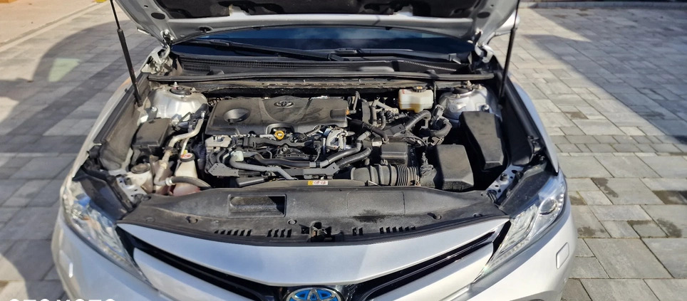 Toyota Camry cena 123900 przebieg: 125354, rok produkcji 2020 z Warszawa małe 781